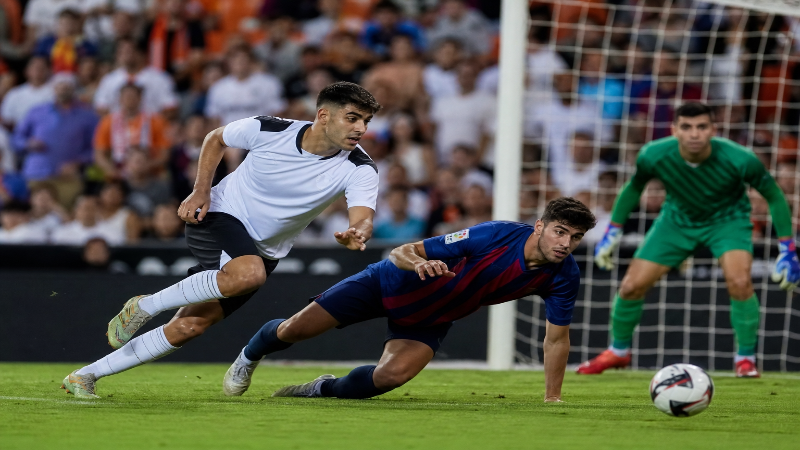 Valencia vs Barcelona: the 1-1 habit and late drama