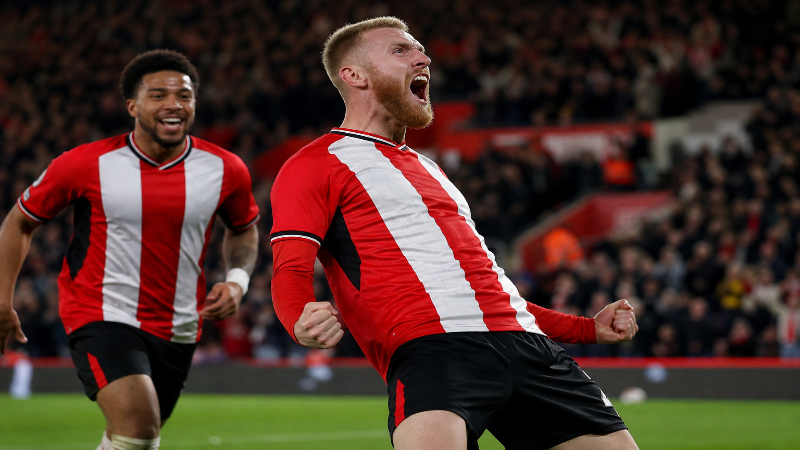 'Signing of the Season': McBurnie fires Hull up